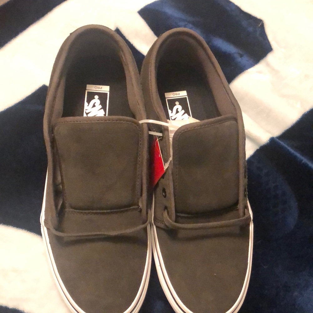 Vans Chukka Low shoes